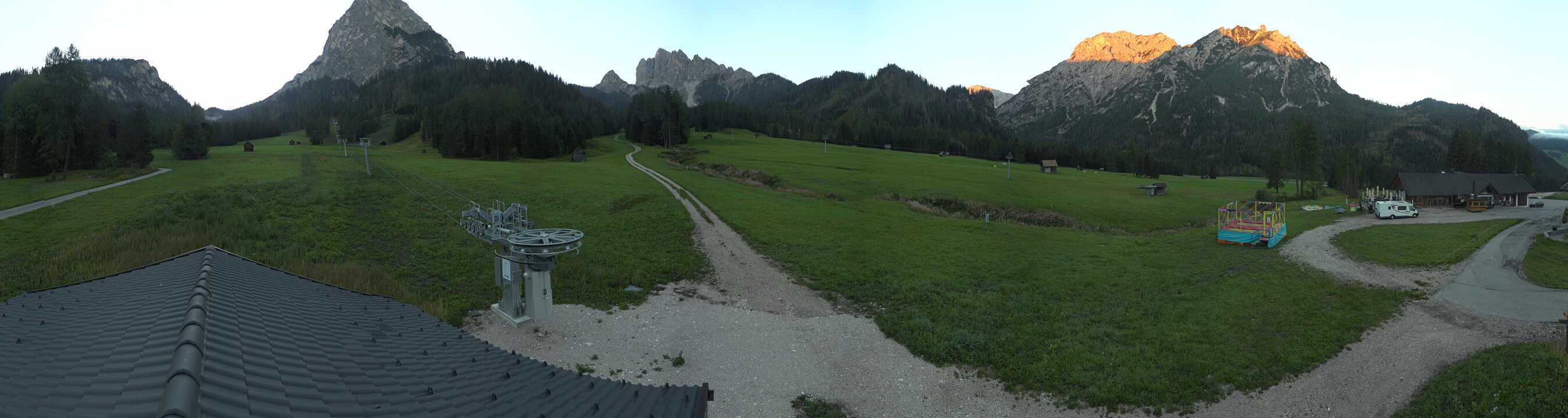 Archiv Foto Webcam Drei Zinnen Dolomiten - Skilifte Prags