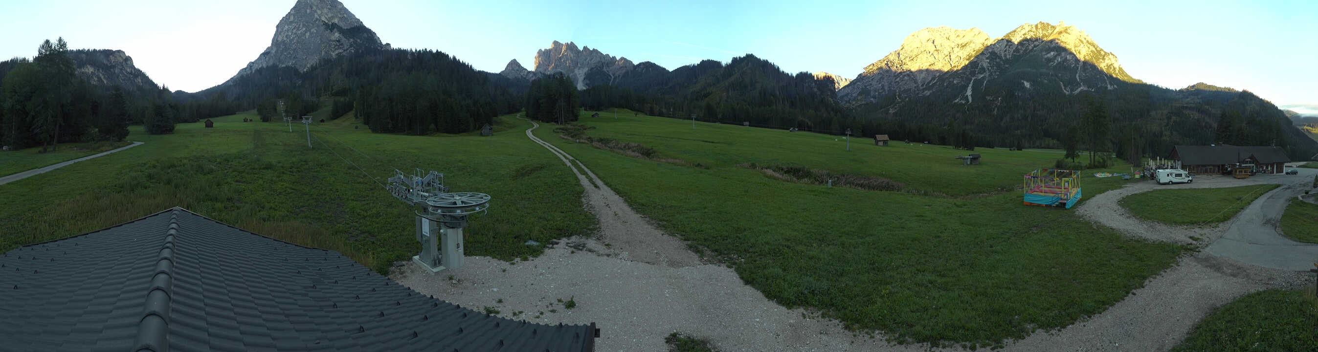 Archiv Foto Webcam Drei Zinnen Dolomiten - Skilifte Prags