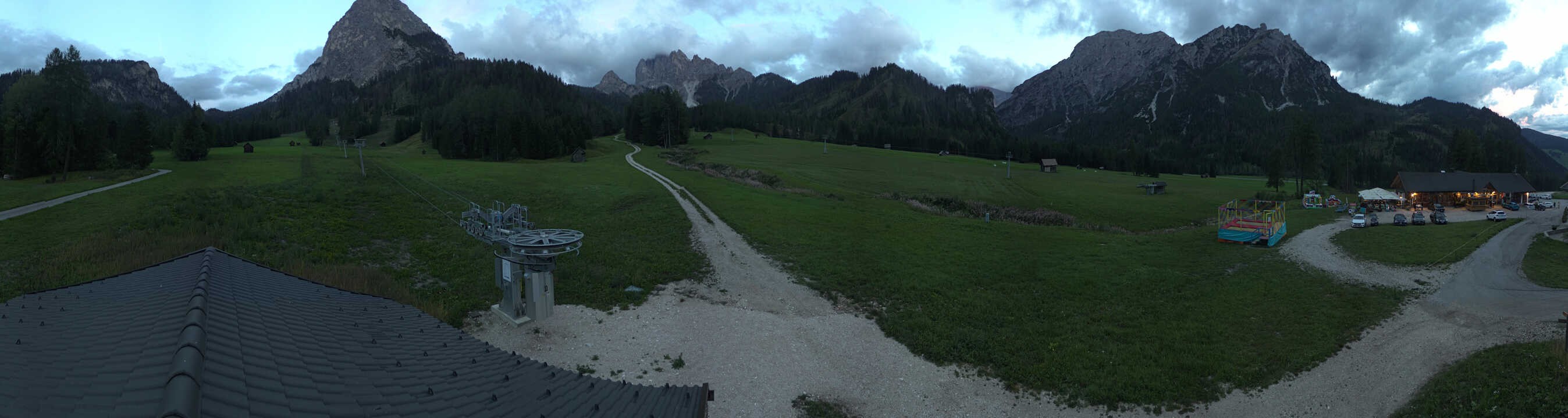 Archiv Foto Webcam Drei Zinnen Dolomiten - Skilifte Prags