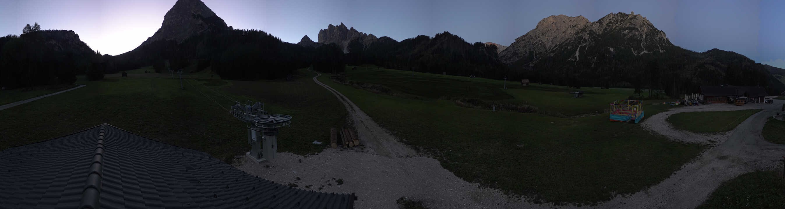 Archiv Foto Webcam Drei Zinnen Dolomiten - Skilifte Prags
