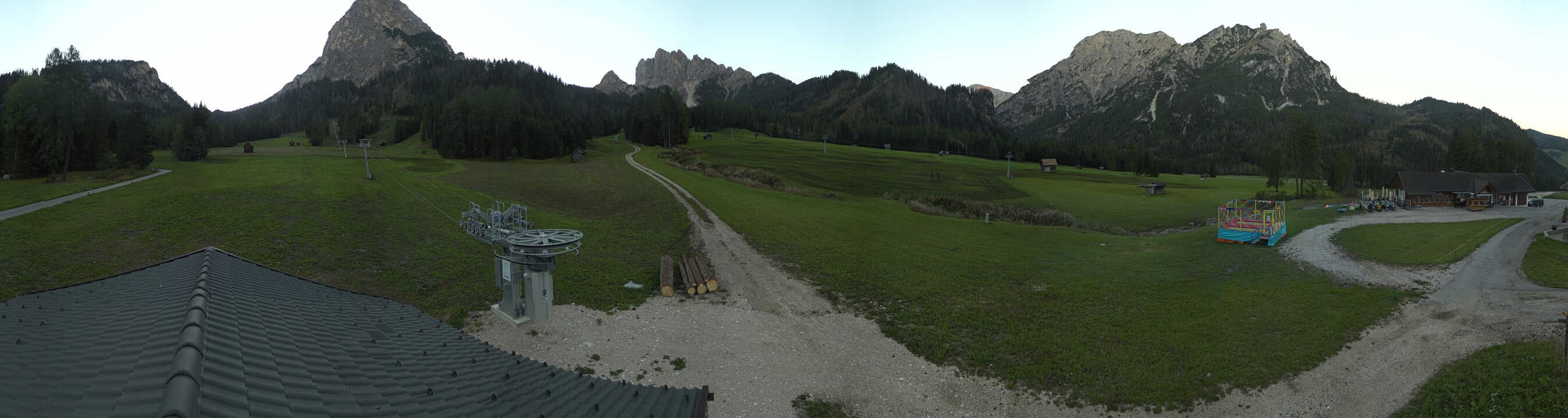 Archiv Foto Webcam Drei Zinnen Dolomiten - Skilifte Prags