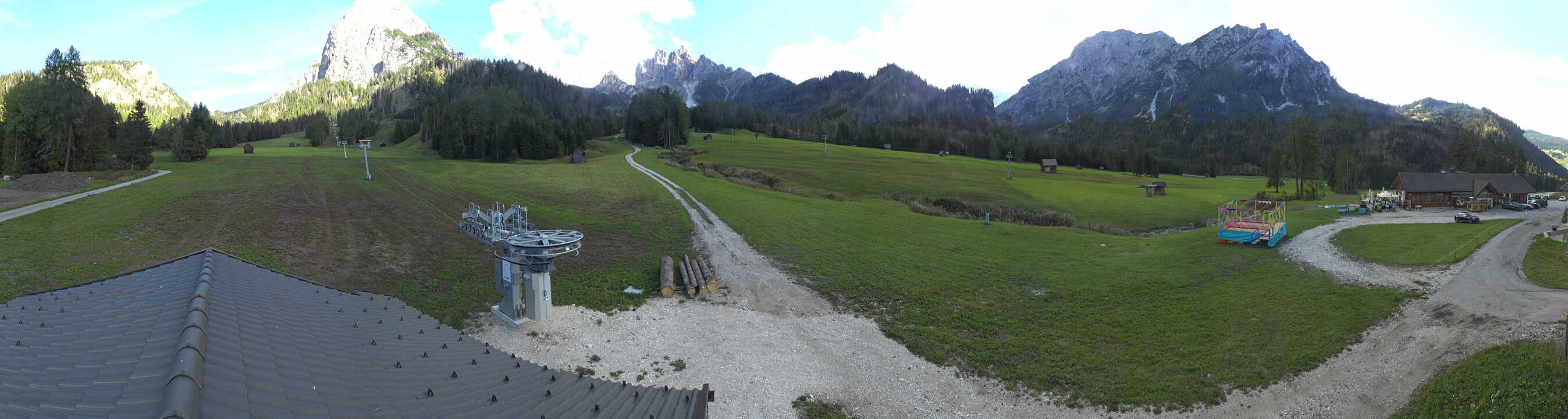 Archived image Webcam 3 Zinnen Dolomites - Skilifts Braies (Prags)