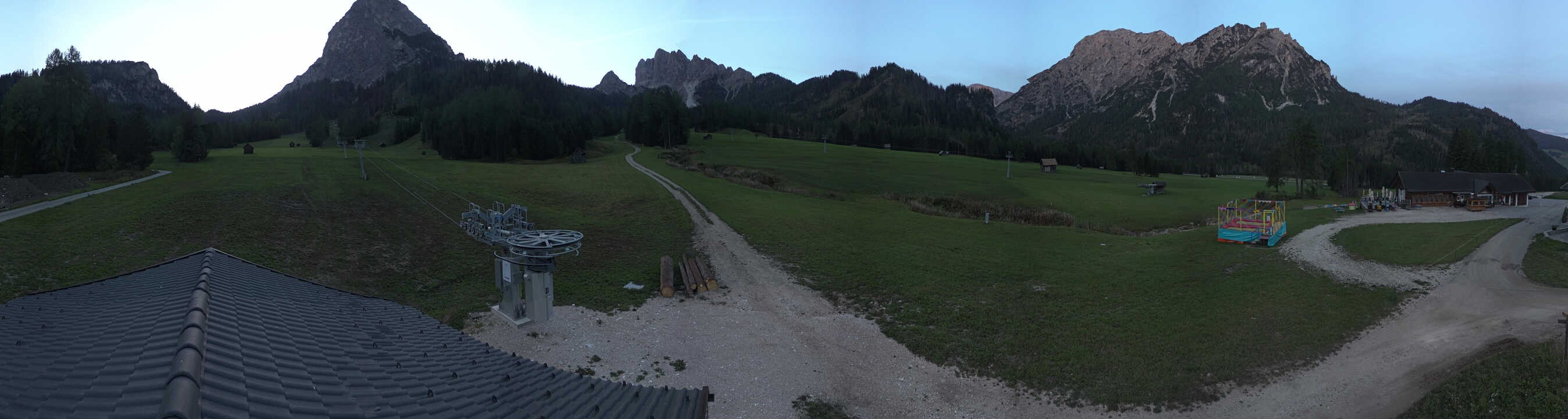 Archived image Webcam 3 Zinnen Dolomites - Skilifts Braies (Prags)