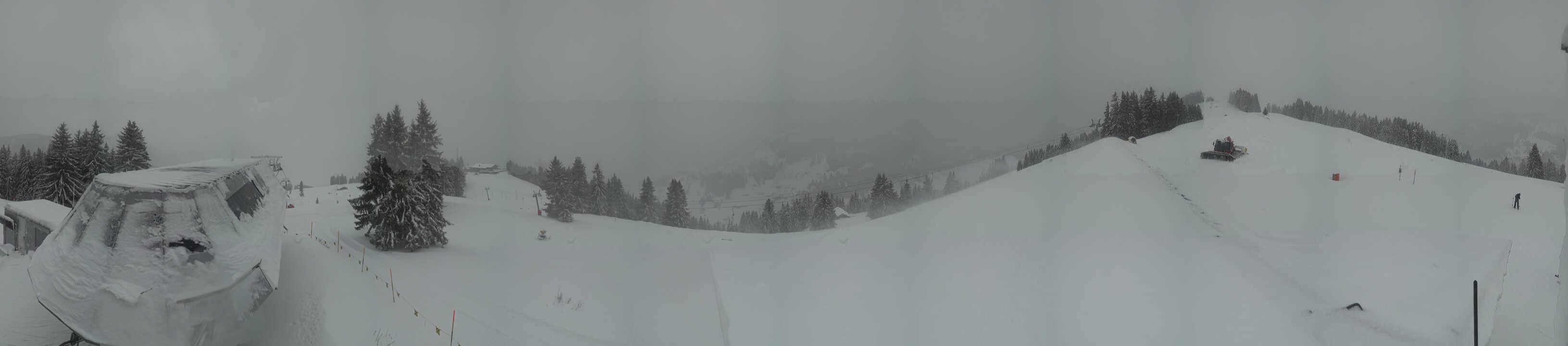 Archiv Foto Webcam Gstaad - Bergstation Saanen-Eggli