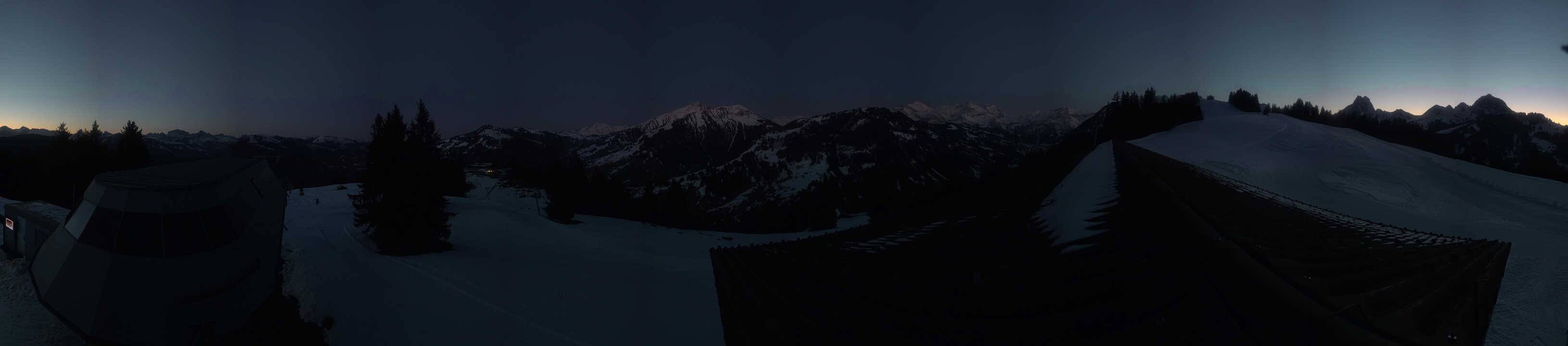 Archiv Foto Webcam Gstaad - Bergstation Saanen-Eggli
