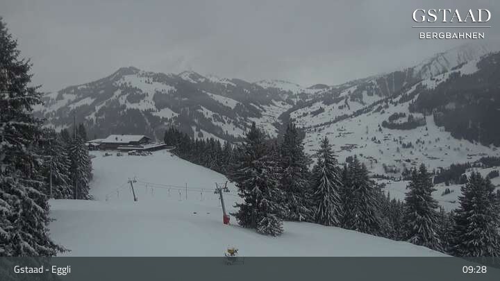 Archiv Foto Webcam Gstaad - Blick zum Eggli Bergrestaurant