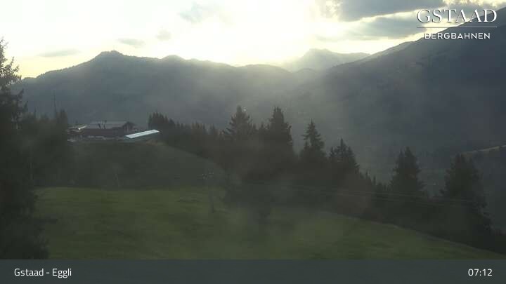 Archiv Foto Webcam Gstaad - Blick zum Eggli Bergrestaurant