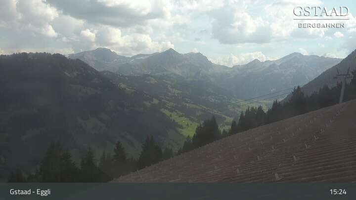 Archiv Foto Webcam Gstaad - Blick zum Eggli Bergrestaurant