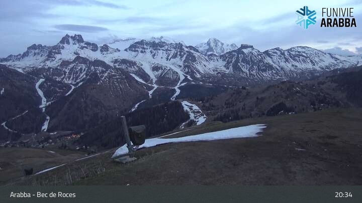 Archiv Foto Webcam Arabba - Bergstation Monte Burz