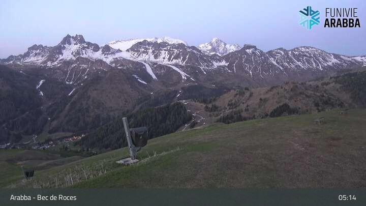 Archiv Foto Webcam Arabba - Bergstation Monte Burz