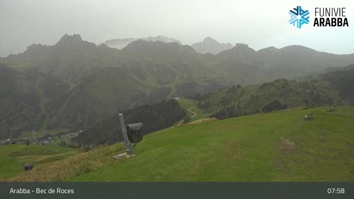 Archiv Foto Webcam Arabba - Bergstation Monte Burz