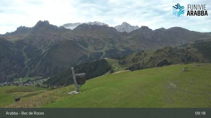Archiv Foto Webcam Arabba - Bergstation Monte Burz