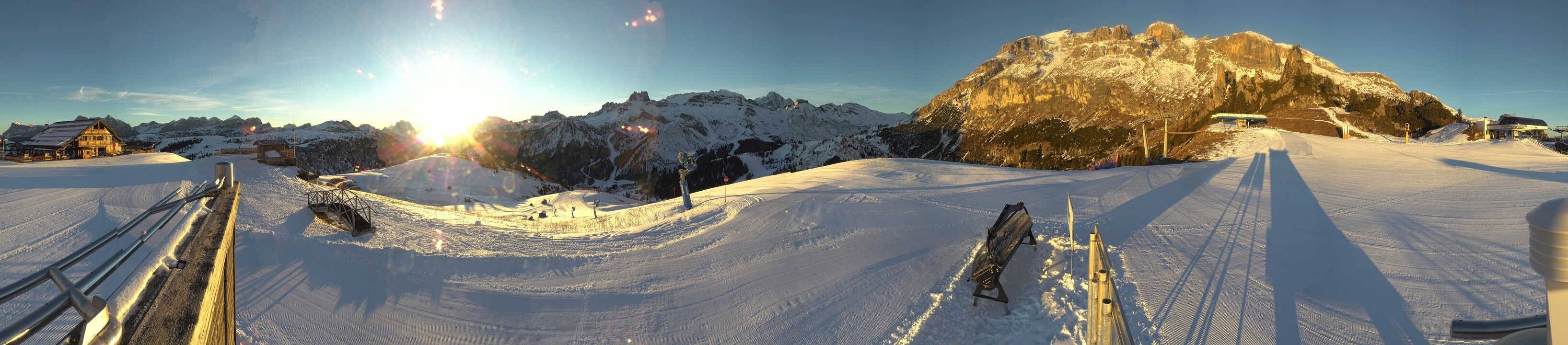 Archiv Foto Webcam Arabba - Bergrestaurant am Monte Burz