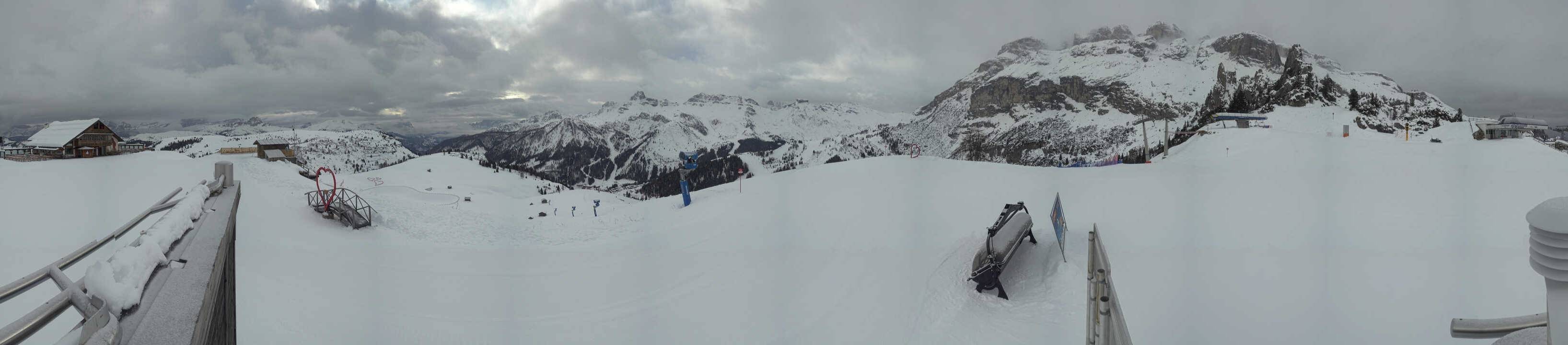 Archiv Foto Webcam Arabba - Bergrestaurant am Monte Burz