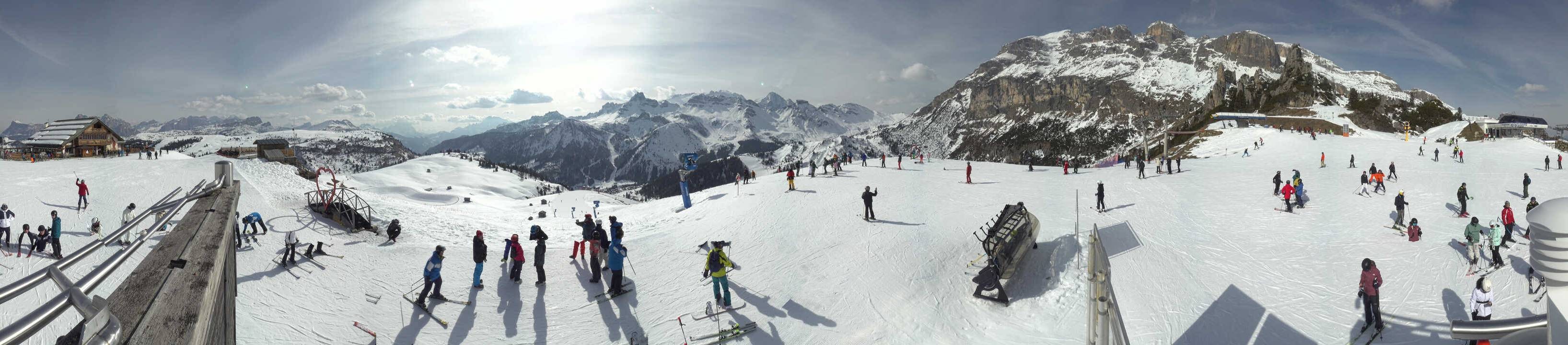 Archiv Foto Webcam Arabba - Bergrestaurant am Monte Burz