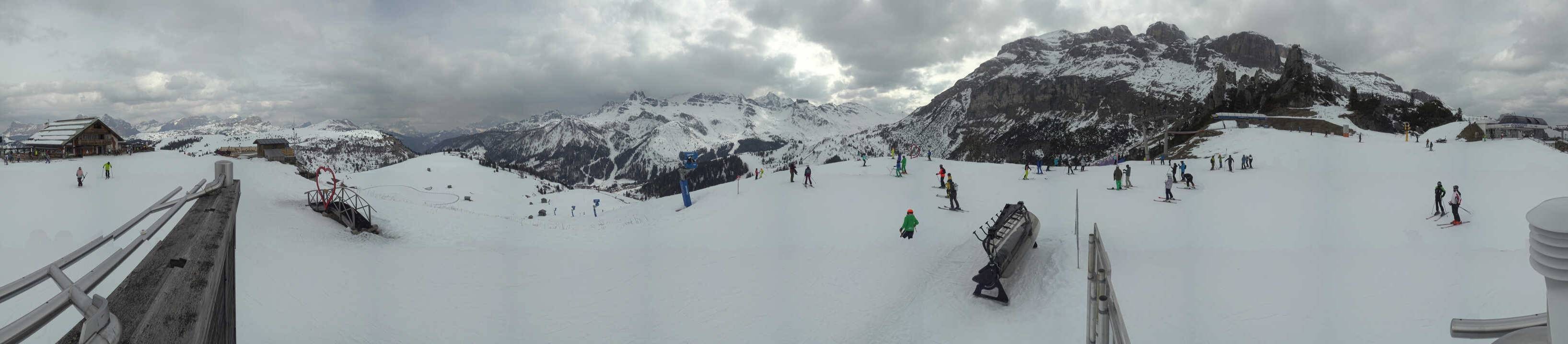 Archiv Foto Webcam Arabba - Bergrestaurant am Monte Burz