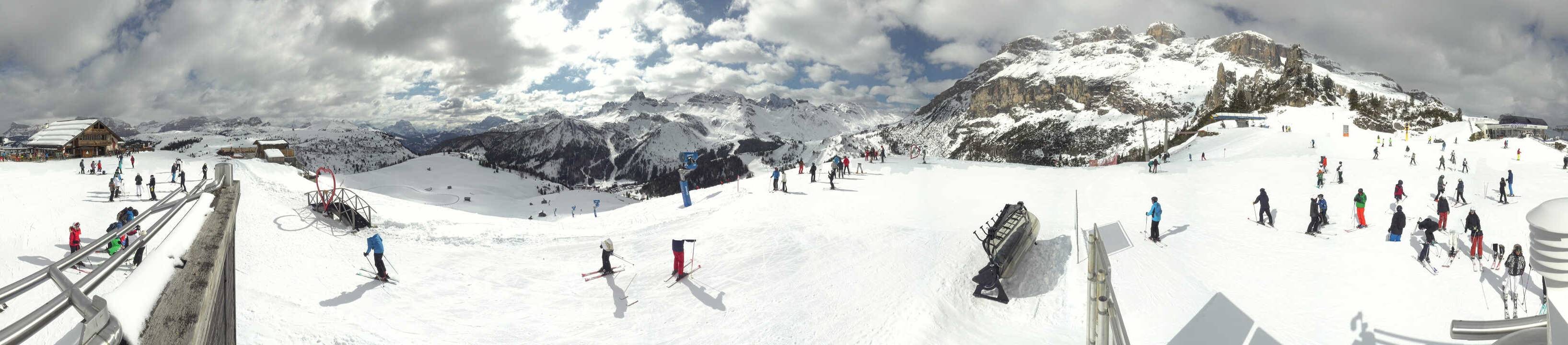 Archiv Foto Webcam Arabba - Bergrestaurant am Monte Burz