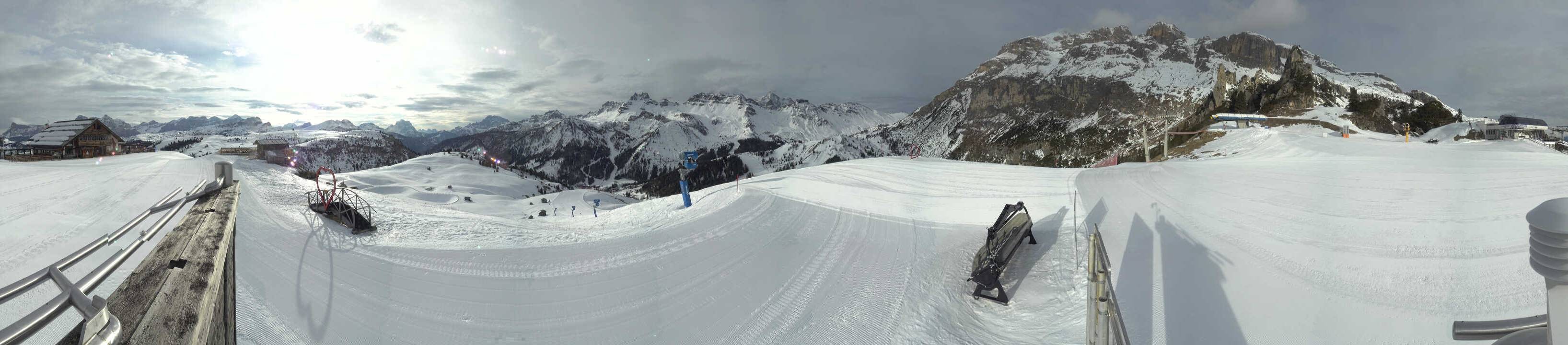 Archiv Foto Webcam Arabba - Bergrestaurant am Monte Burz