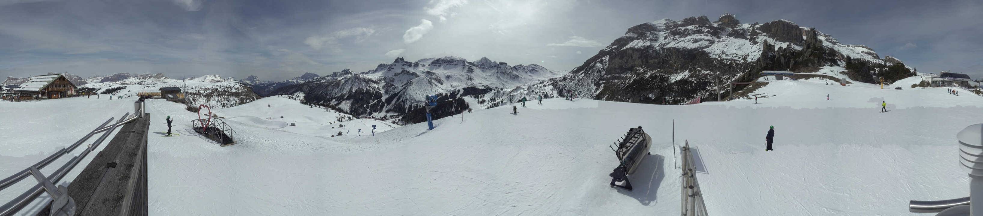 Archiv Foto Webcam Arabba - Bergrestaurant am Monte Burz