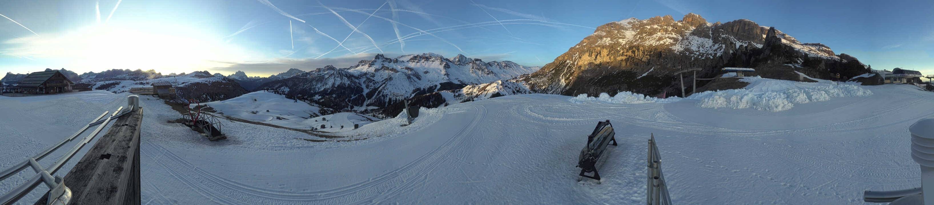 Archiv Foto Webcam Arabba - Bergrestaurant am Monte Burz