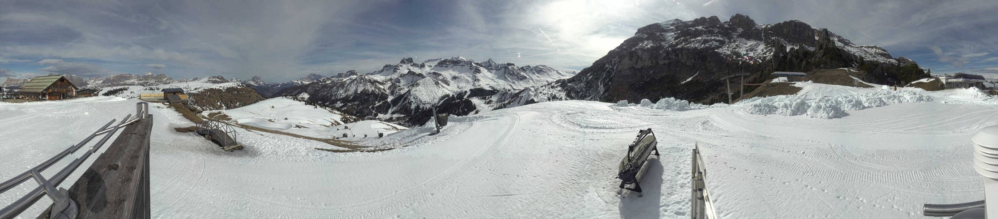 Archiv Foto Webcam Arabba - Bergrestaurant am Monte Burz