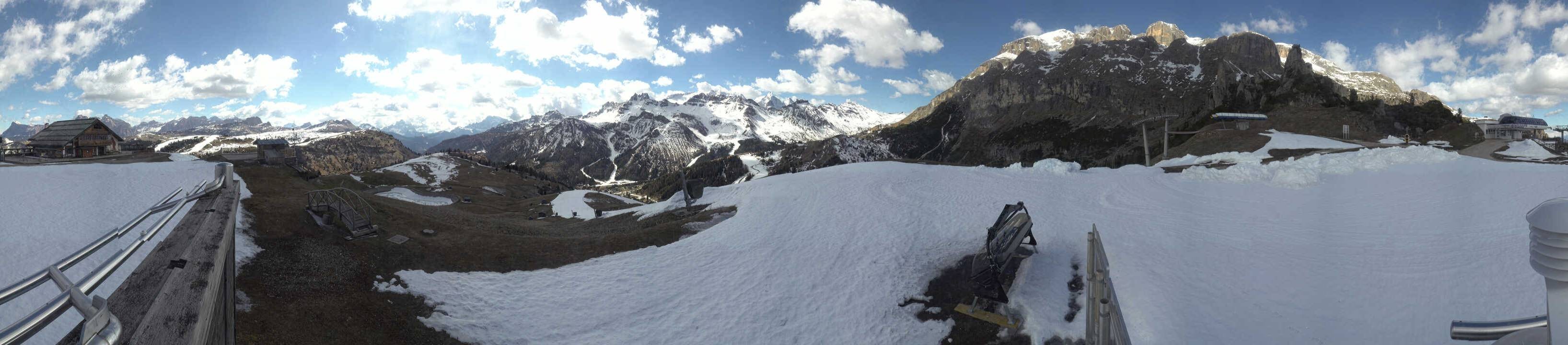 Archiv Foto Webcam Arabba - Bergrestaurant am Monte Burz