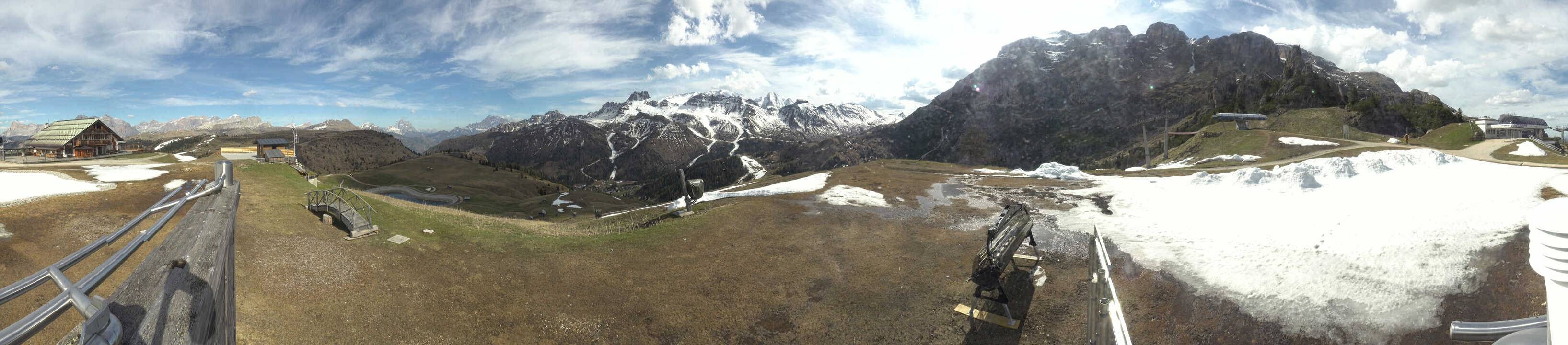 Archiv Foto Webcam Arabba - Bergrestaurant am Monte Burz