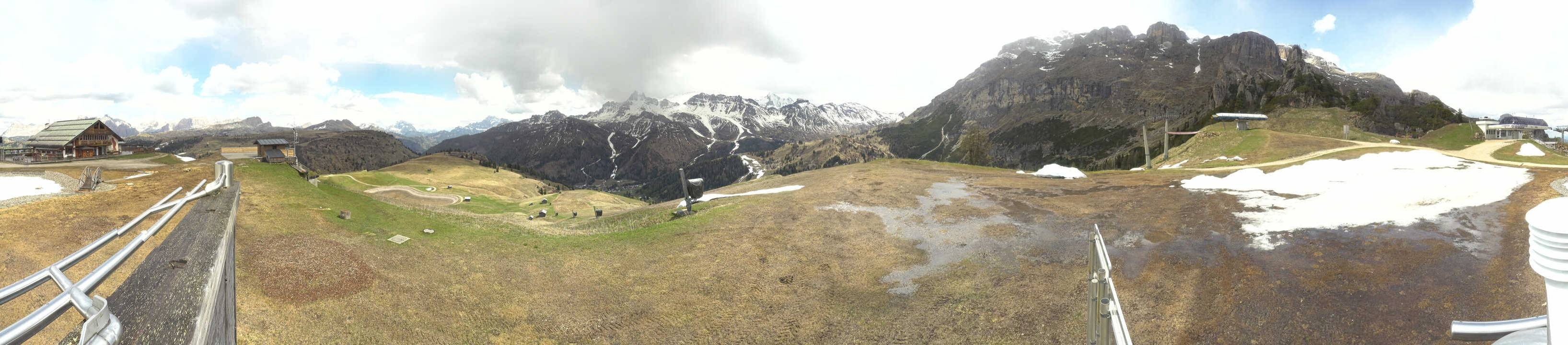 Archiv Foto Webcam Arabba - Bergrestaurant am Monte Burz