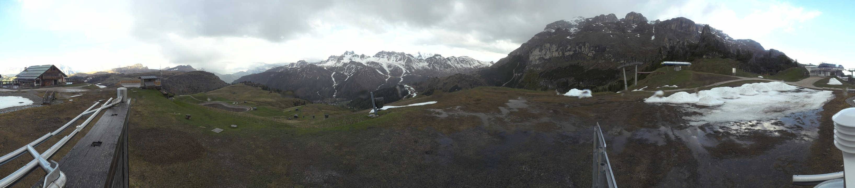 Archiv Foto Webcam Arabba - Bergrestaurant am Monte Burz
