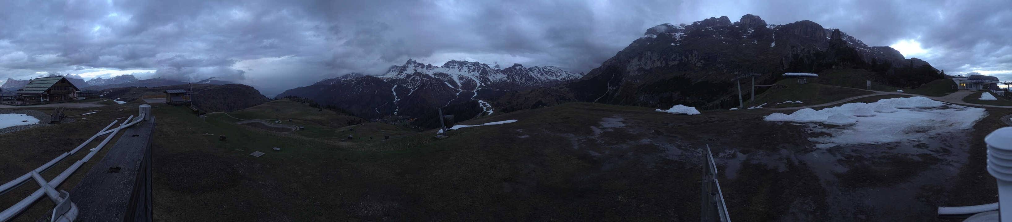 Archiv Foto Webcam Arabba - Bergrestaurant am Monte Burz