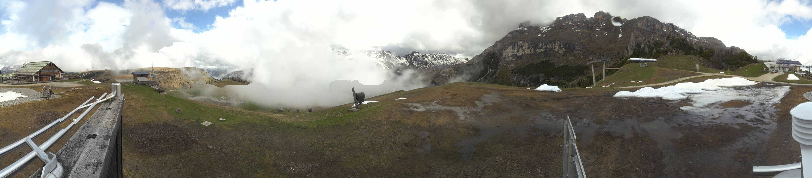 Archiv Foto Webcam Arabba - Bergrestaurant am Monte Burz