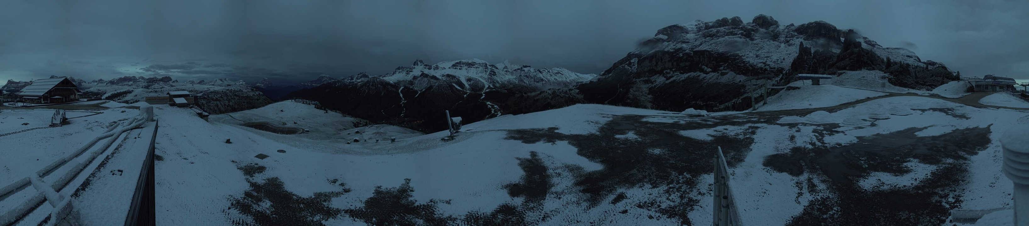 Archiv Foto Webcam Arabba - Bergrestaurant am Monte Burz