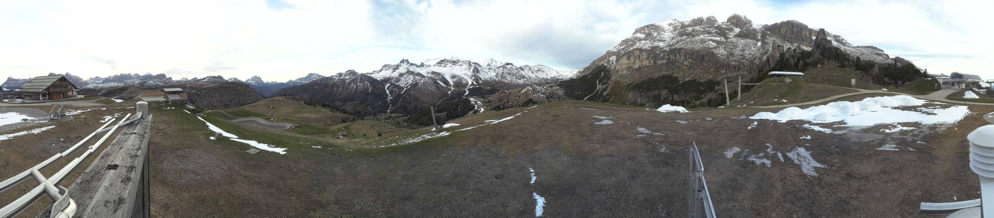 Archiv Foto Webcam Arabba - Bergrestaurant am Monte Burz