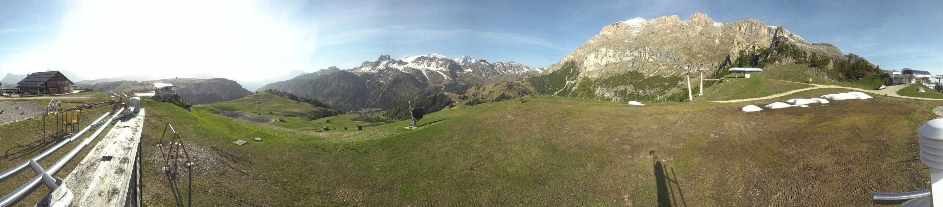 Archiv Foto Webcam Arabba - Bergrestaurant am Monte Burz