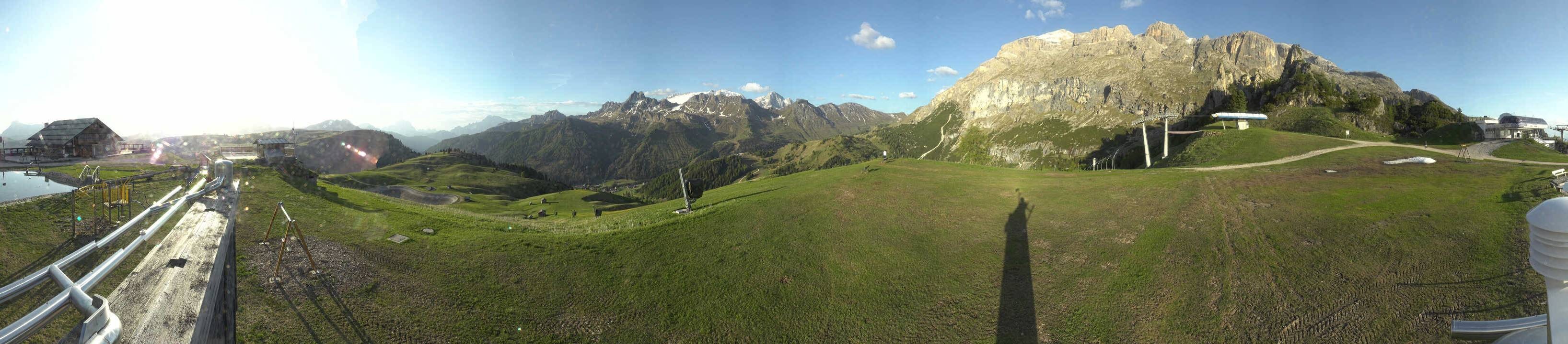 Archiv Foto Webcam Arabba - Bergrestaurant am Monte Burz