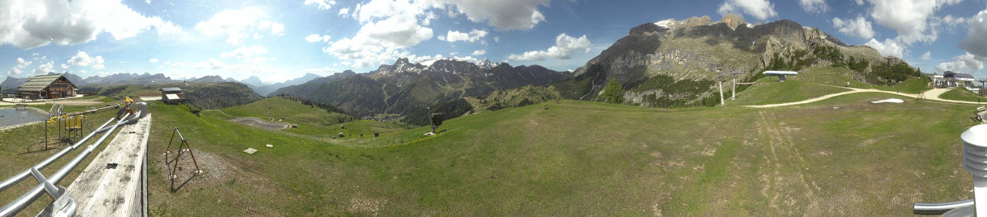 Archiv Foto Webcam Arabba - Bergrestaurant am Monte Burz
