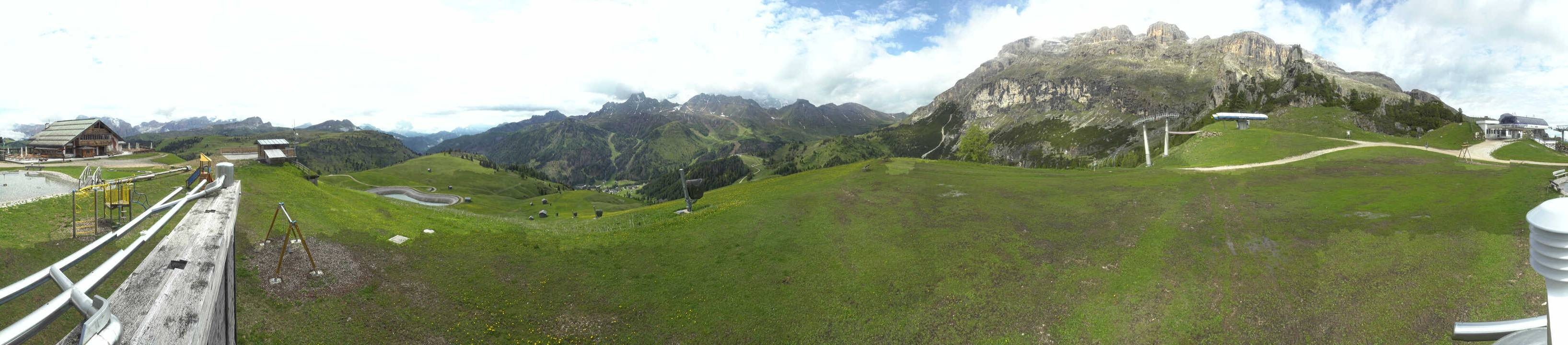 Archiv Foto Webcam Arabba - Bergrestaurant am Monte Burz