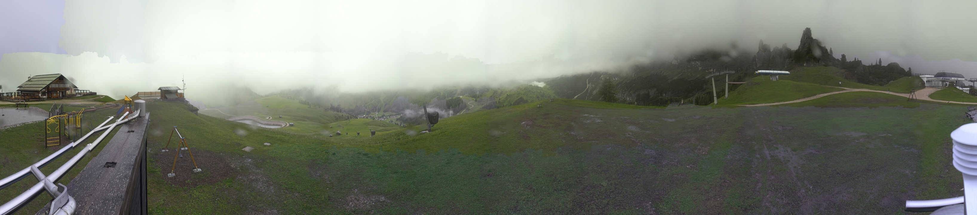 Archiv Foto Webcam Arabba - Bergrestaurant am Monte Burz