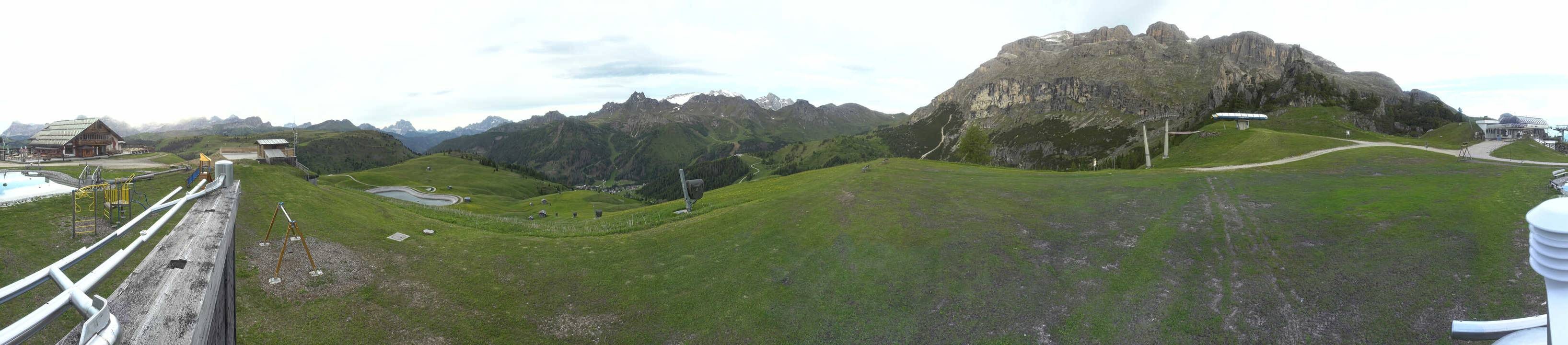 Archiv Foto Webcam Arabba - Bergrestaurant am Monte Burz