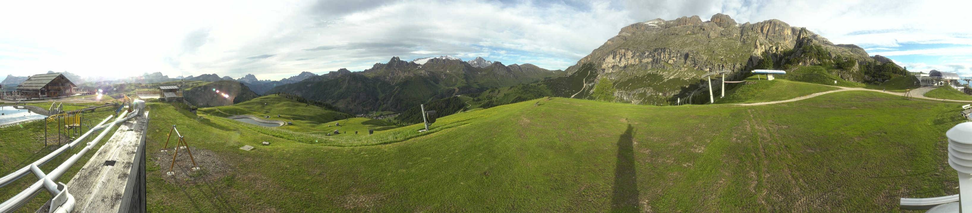 Archiv Foto Webcam Arabba - Bergrestaurant am Monte Burz