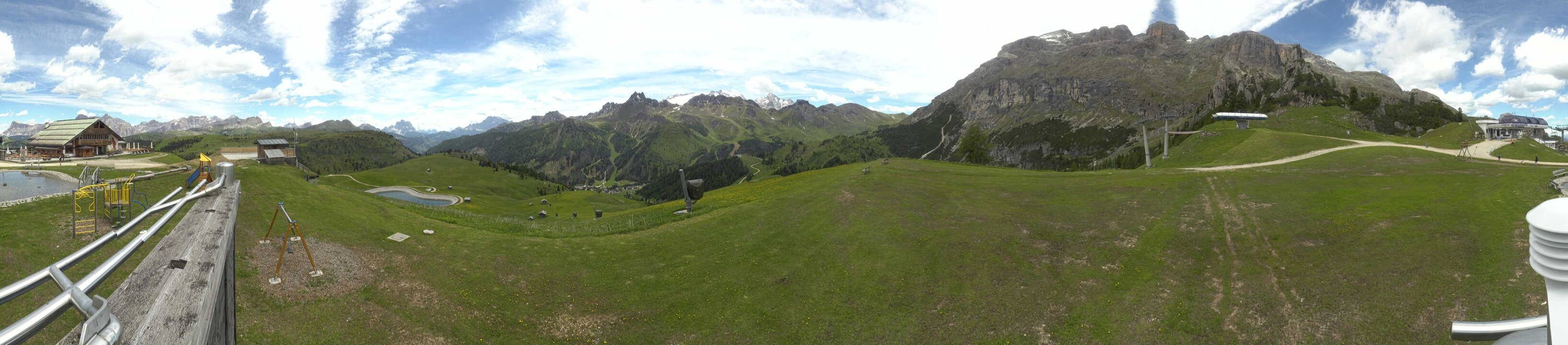 Archiv Foto Webcam Arabba - Bergrestaurant am Monte Burz