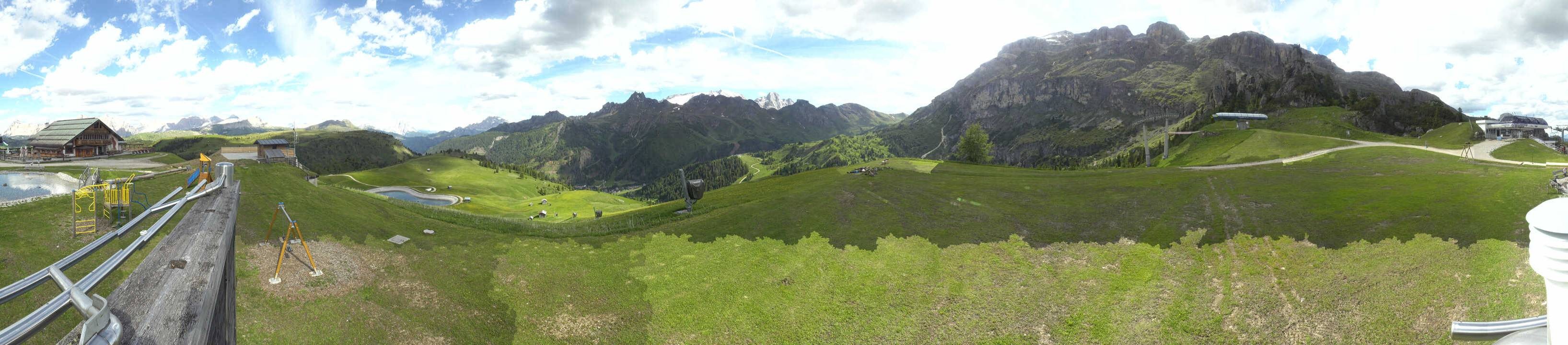 Archiv Foto Webcam Arabba - Bergrestaurant am Monte Burz