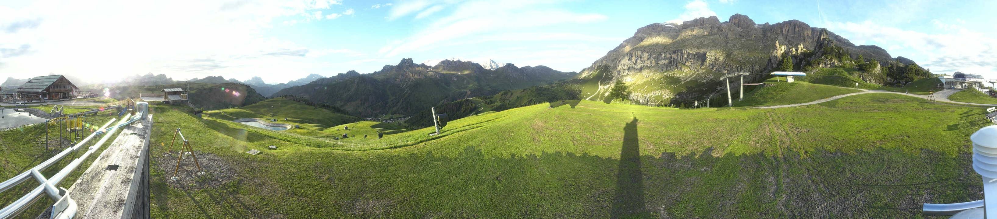 Archiv Foto Webcam Arabba - Bergrestaurant am Monte Burz