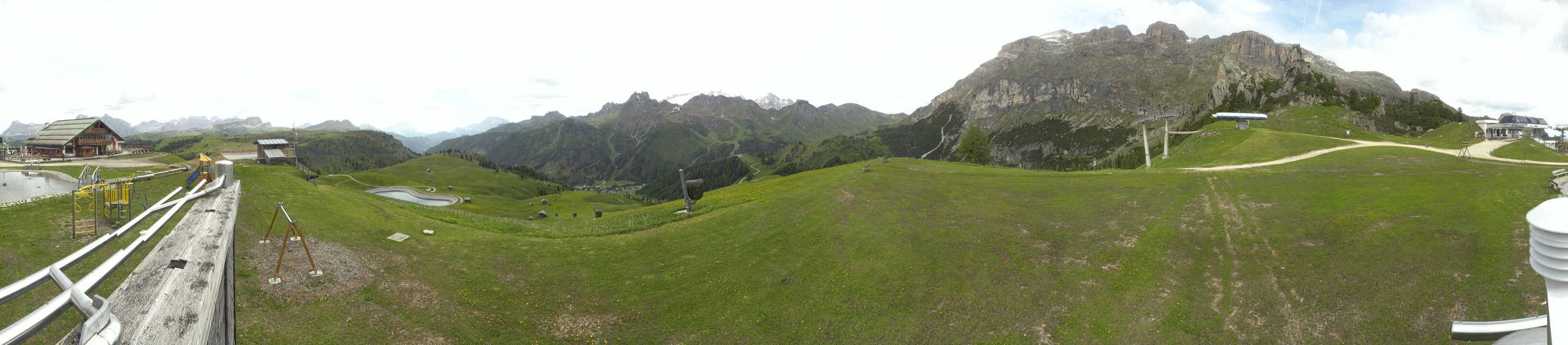 Archiv Foto Webcam Arabba - Bergrestaurant am Monte Burz