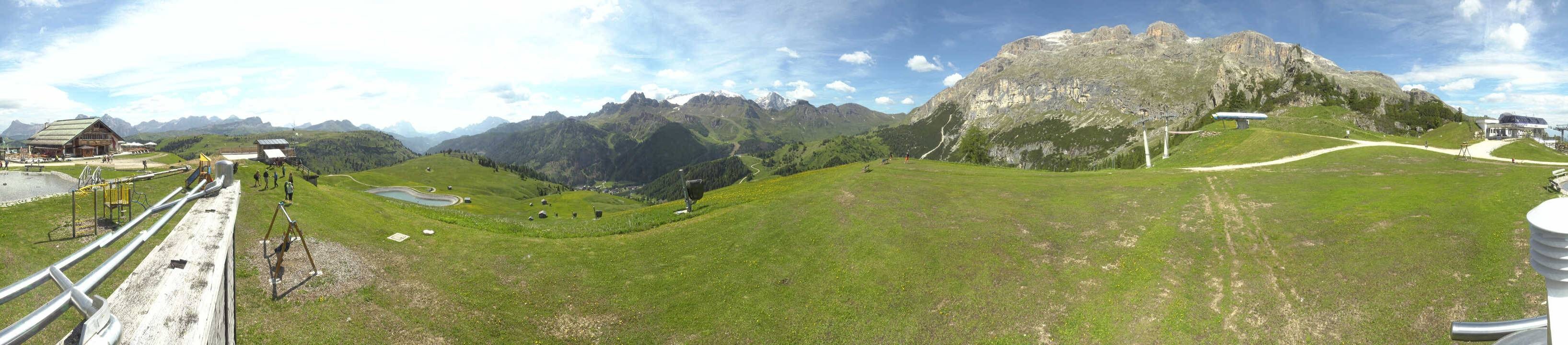 Archiv Foto Webcam Arabba - Bergrestaurant am Monte Burz
