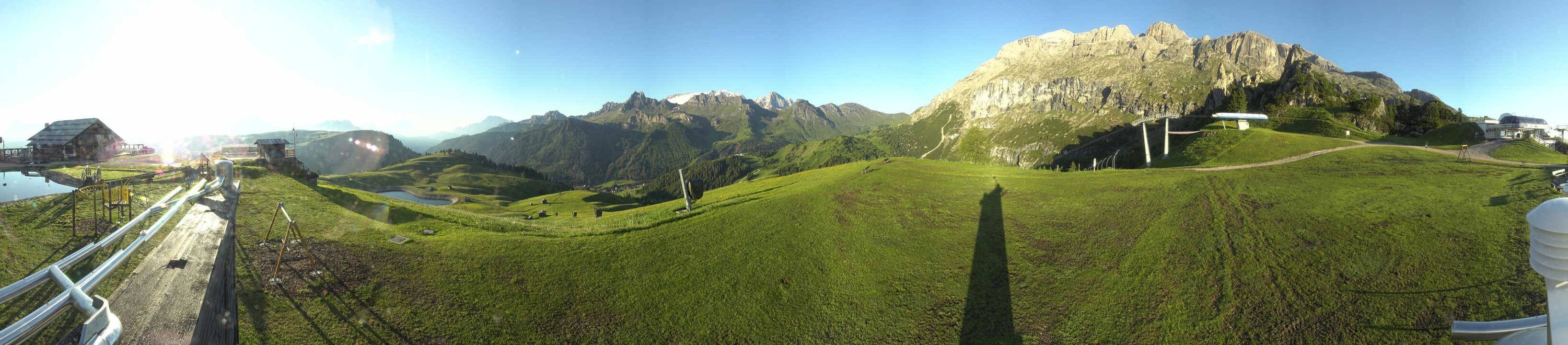 Archiv Foto Webcam Arabba - Bergrestaurant am Monte Burz