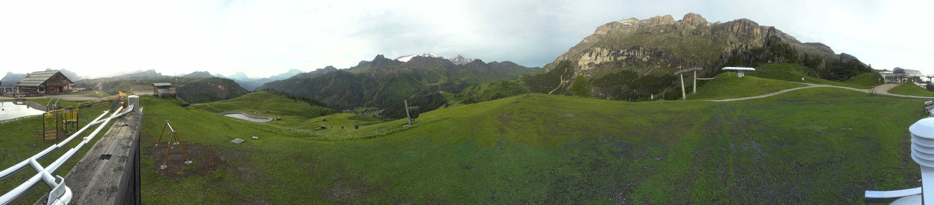 Archiv Foto Webcam Arabba - Bergrestaurant am Monte Burz