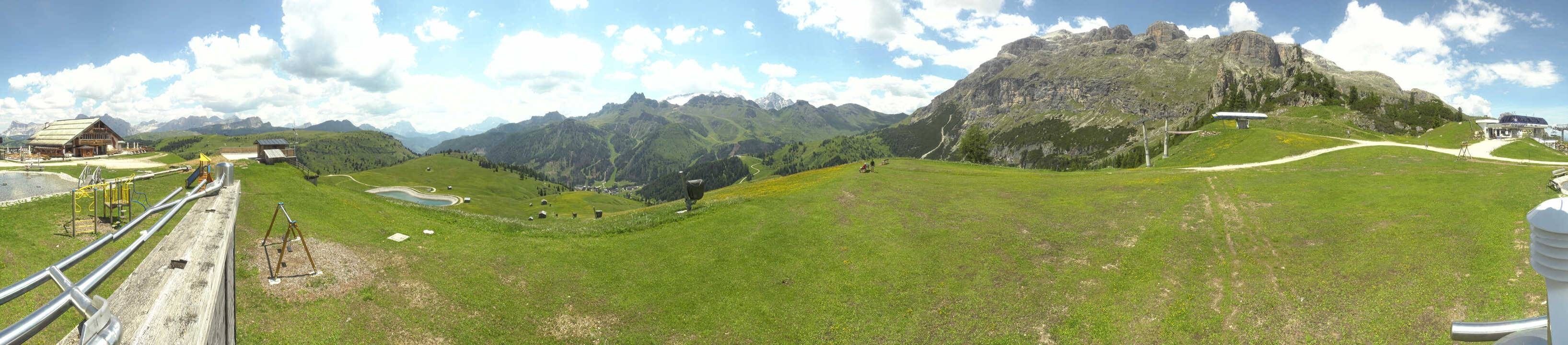 Archiv Foto Webcam Arabba - Bergrestaurant am Monte Burz