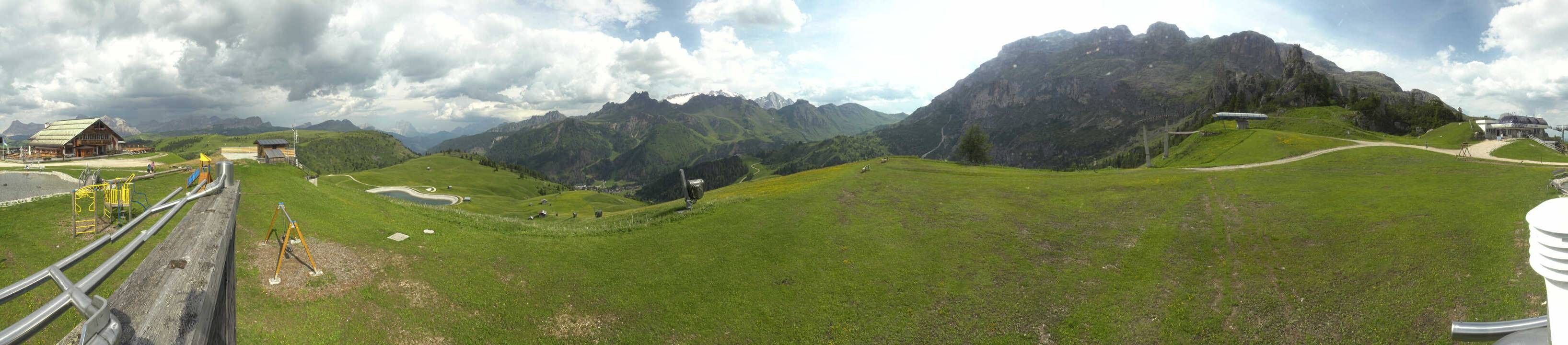 Archiv Foto Webcam Arabba - Bergrestaurant am Monte Burz