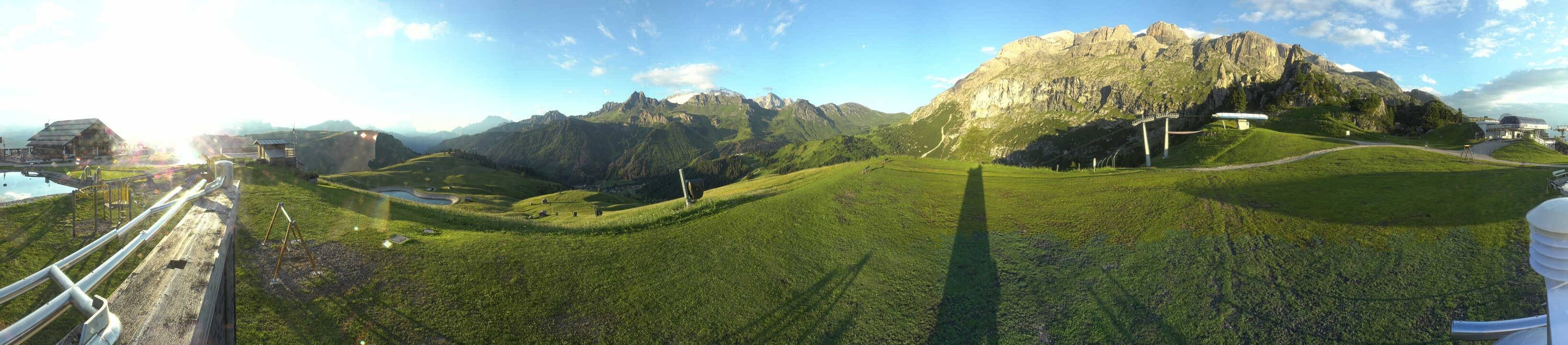 Archiv Foto Webcam Arabba - Bergrestaurant am Monte Burz